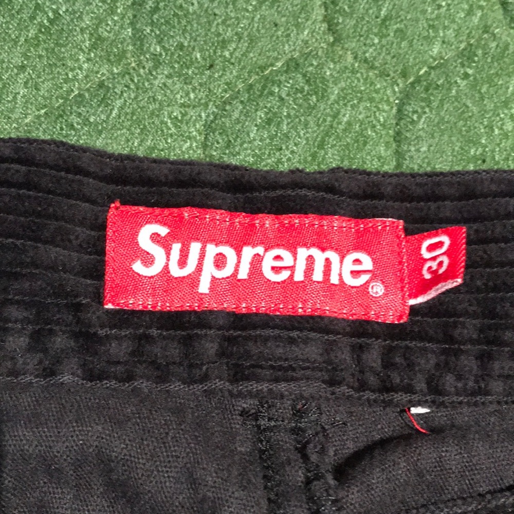 Supreme size 30 men’s suede shorts